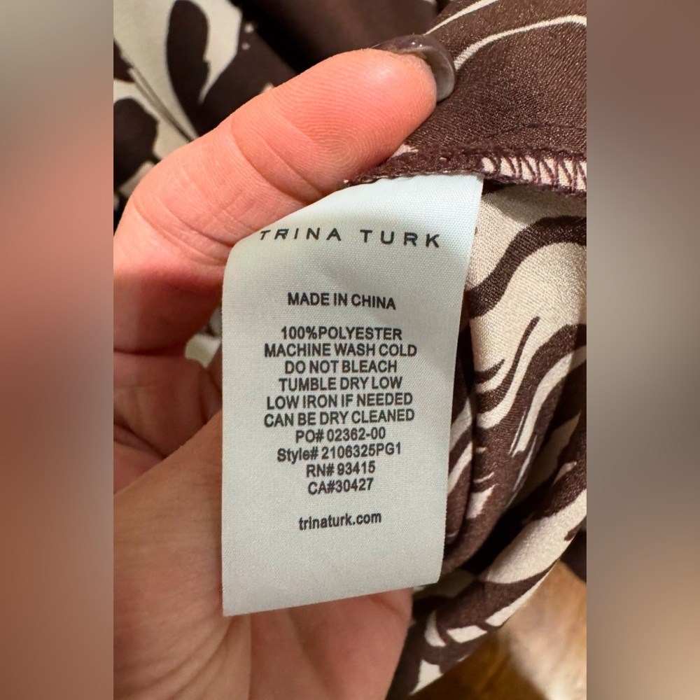 Trina Turk Paradise Mini Dress in Brown Tropical Print size Medium - Picture 8 of 8